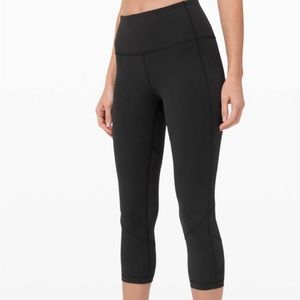 Lululemon Pace Rival Crops 22”